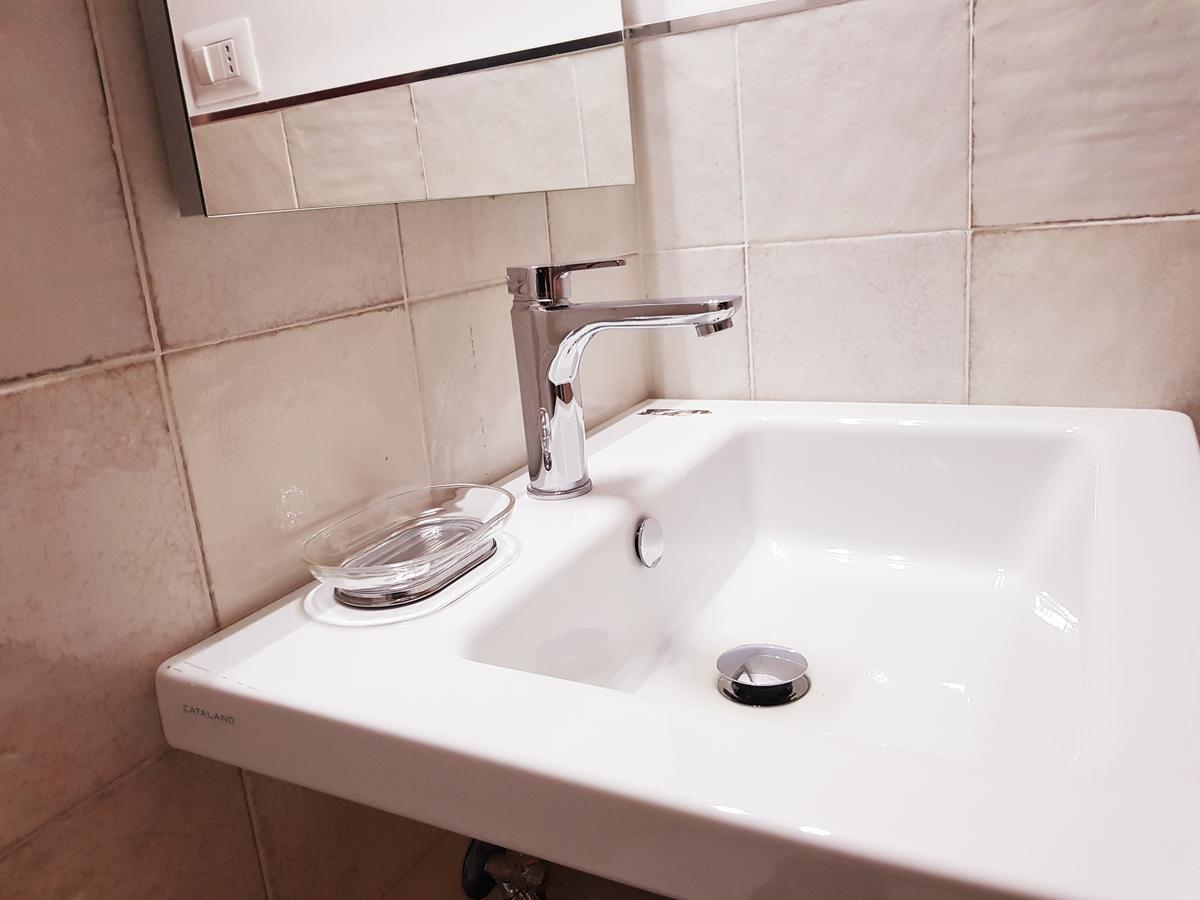 Cairoli Rooms Рим Экстерьер фото