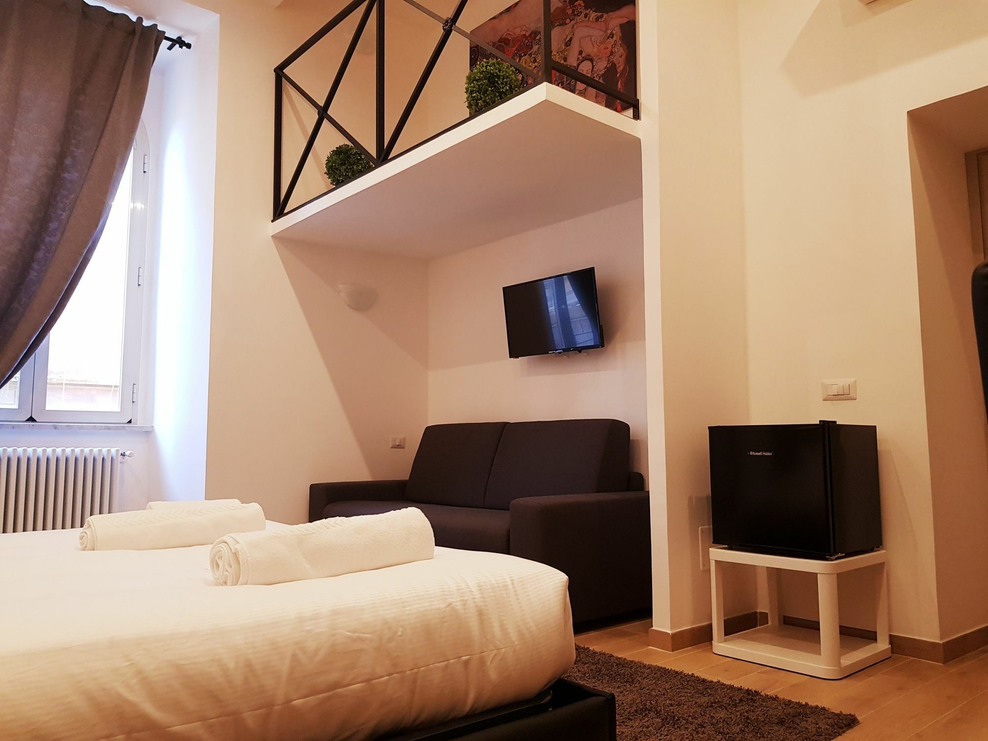 Cairoli Rooms Рим Экстерьер фото